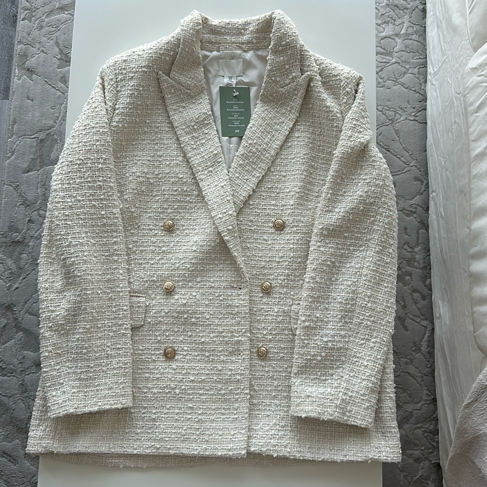 Cream Blazer H&M with gold buttons